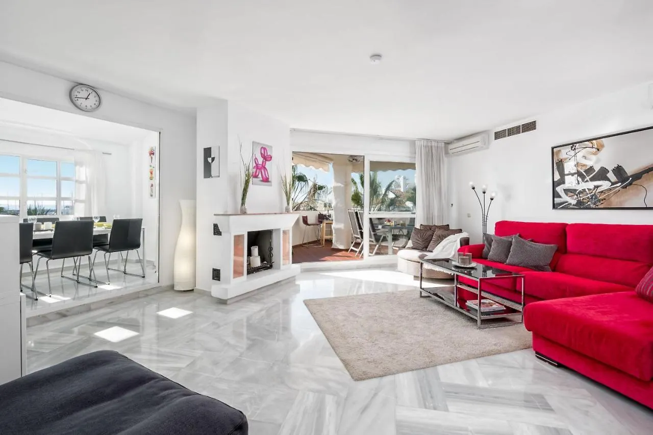 Puerto Marina, Frontline Apartment In Benalmadena, Malaga La Carihuela