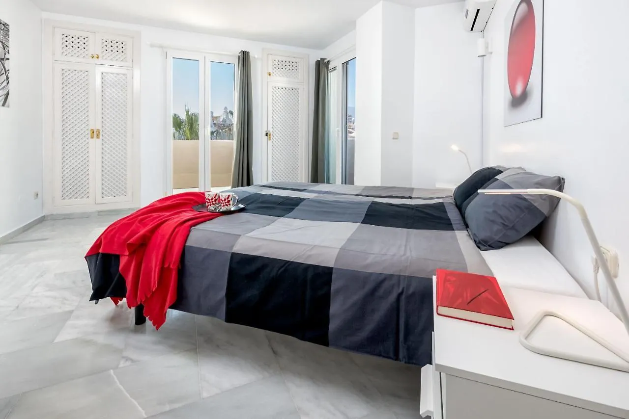 Puerto Marina, Frontline Apartment In Benalmadena, Malaga La Carihuela