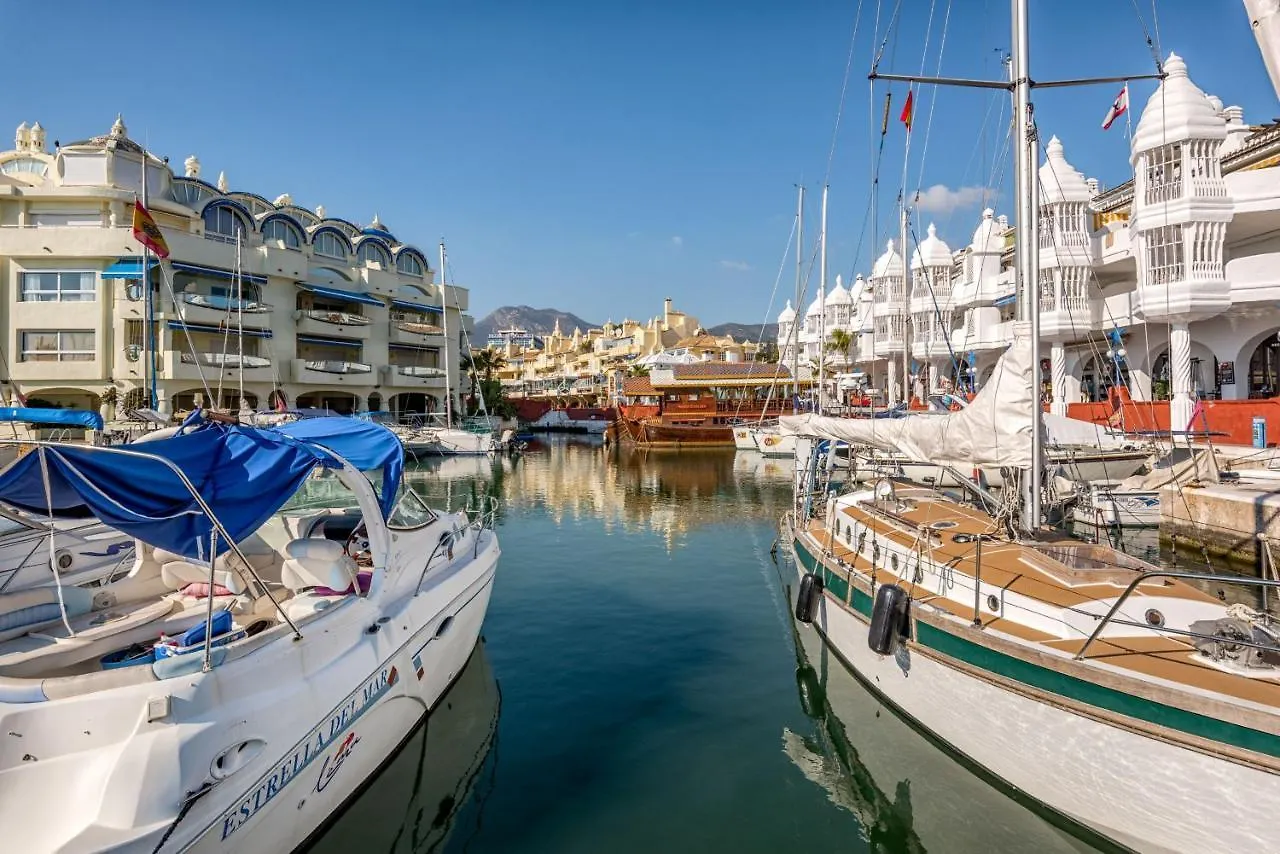 Puerto Marina, Frontline Apartment In Benalmadena, Malaga La Carihuela